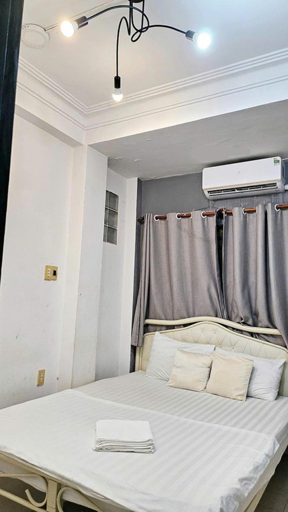 คอย โฮสเท็ล Hostel โฮจิมินห์ซิตี้ ภายนอก รูปภาพ