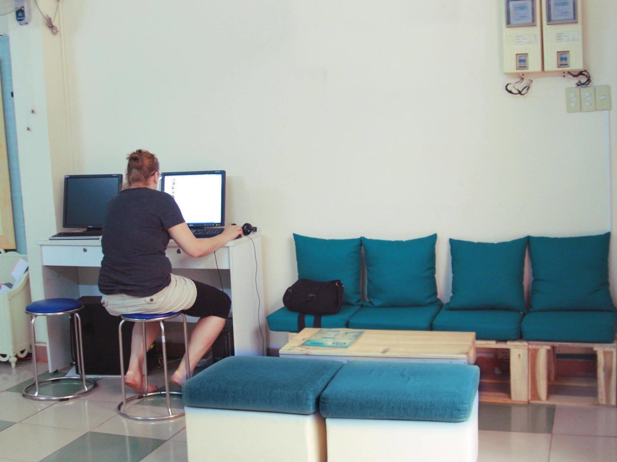 คอย โฮสเท็ล Hostel โฮจิมินห์ซิตี้ ภายนอก รูปภาพ