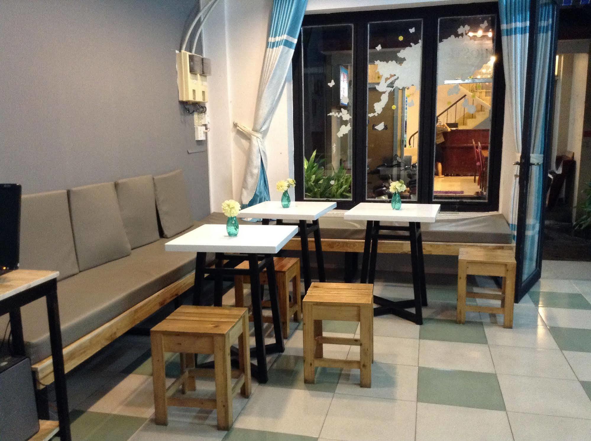 คอย โฮสเท็ล Hostel โฮจิมินห์ซิตี้ ภายนอก รูปภาพ