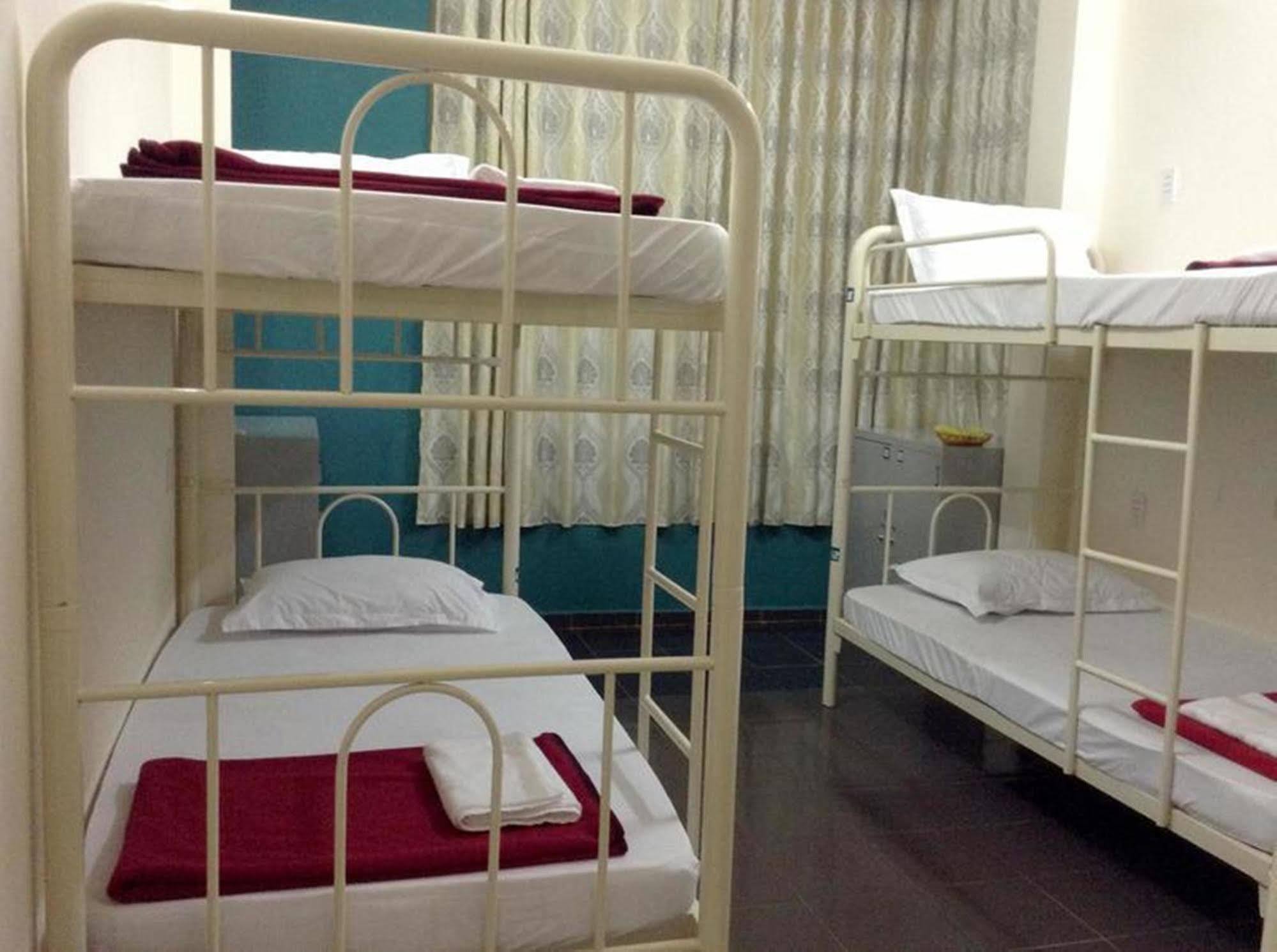 คอย โฮสเท็ล Hostel โฮจิมินห์ซิตี้ ภายนอก รูปภาพ